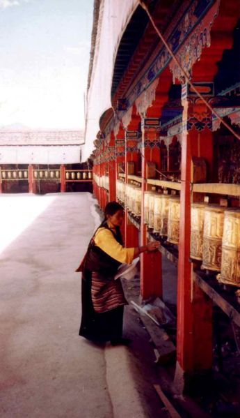 Tibetien prayer-wheels